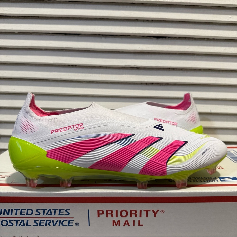 New Adidas Predator Elite FG Laceless Soccer Cleats White Men’s Sizes ID3876